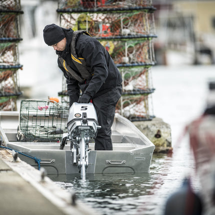 Honda marine photo fisherman